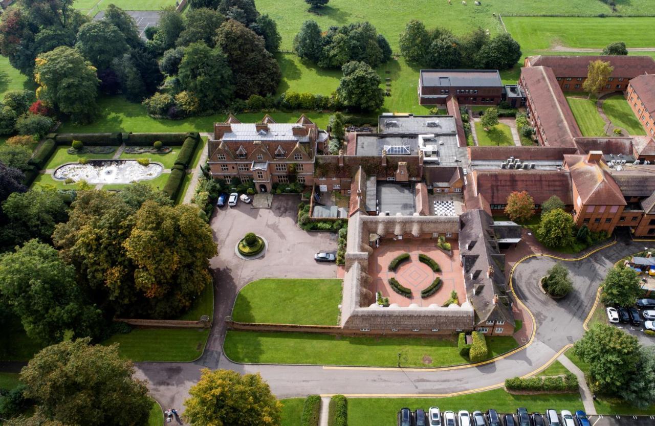 Horwood House Hotel Milton Keynes Buitenkant foto