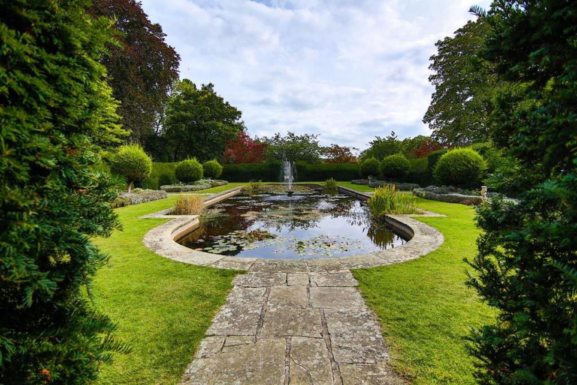 Horwood House Hotel Milton Keynes Buitenkant foto