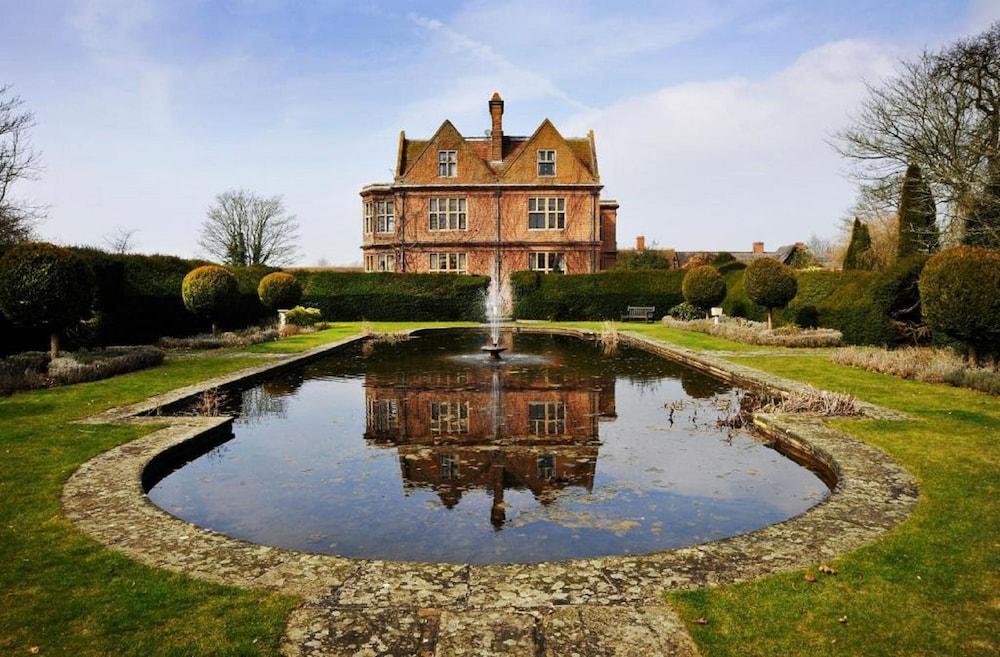 Horwood House Hotel Milton Keynes Buitenkant foto